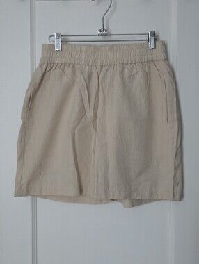 Beige Linen Short